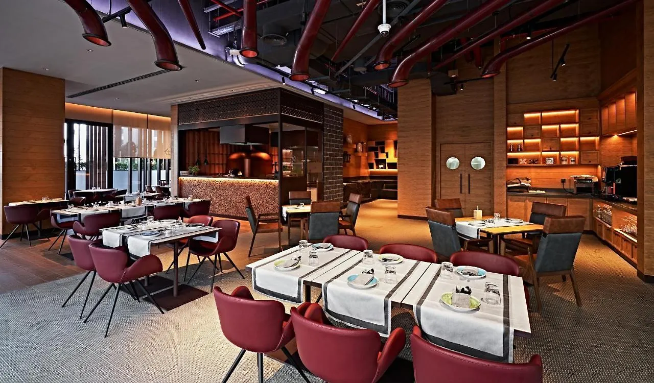 Revier Hotel Dubai