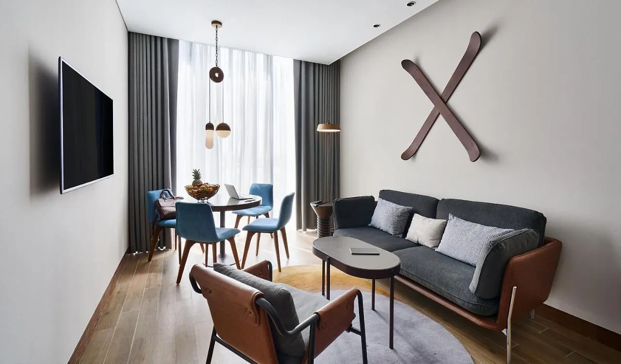 Revier Hotel Dubai 4*,
